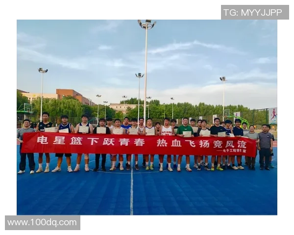 以篮球为纽带探索团队协作与青春奋斗精神的深层内涵